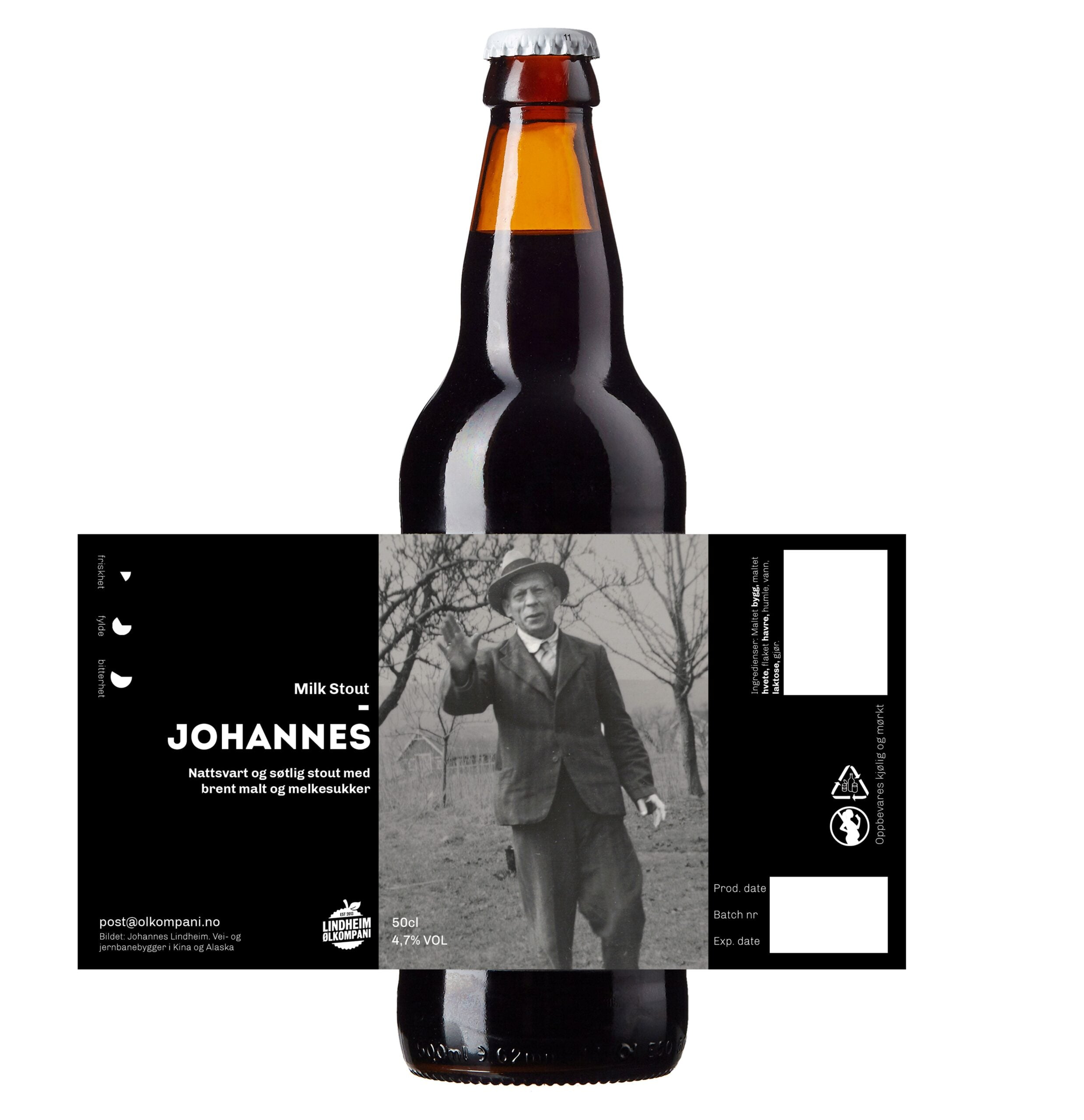 Flaske med Milk Stout Johannes med etikett som beskriver smaken av brent malt og melkesukker.